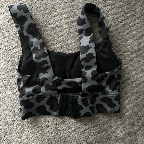 Lululemon Sports Bra - Picture 2 of 3